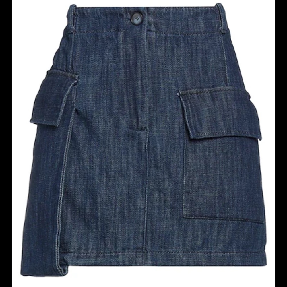 NWT Haveone Womens Blue Jean skirt.   Size Med. Super Cute.